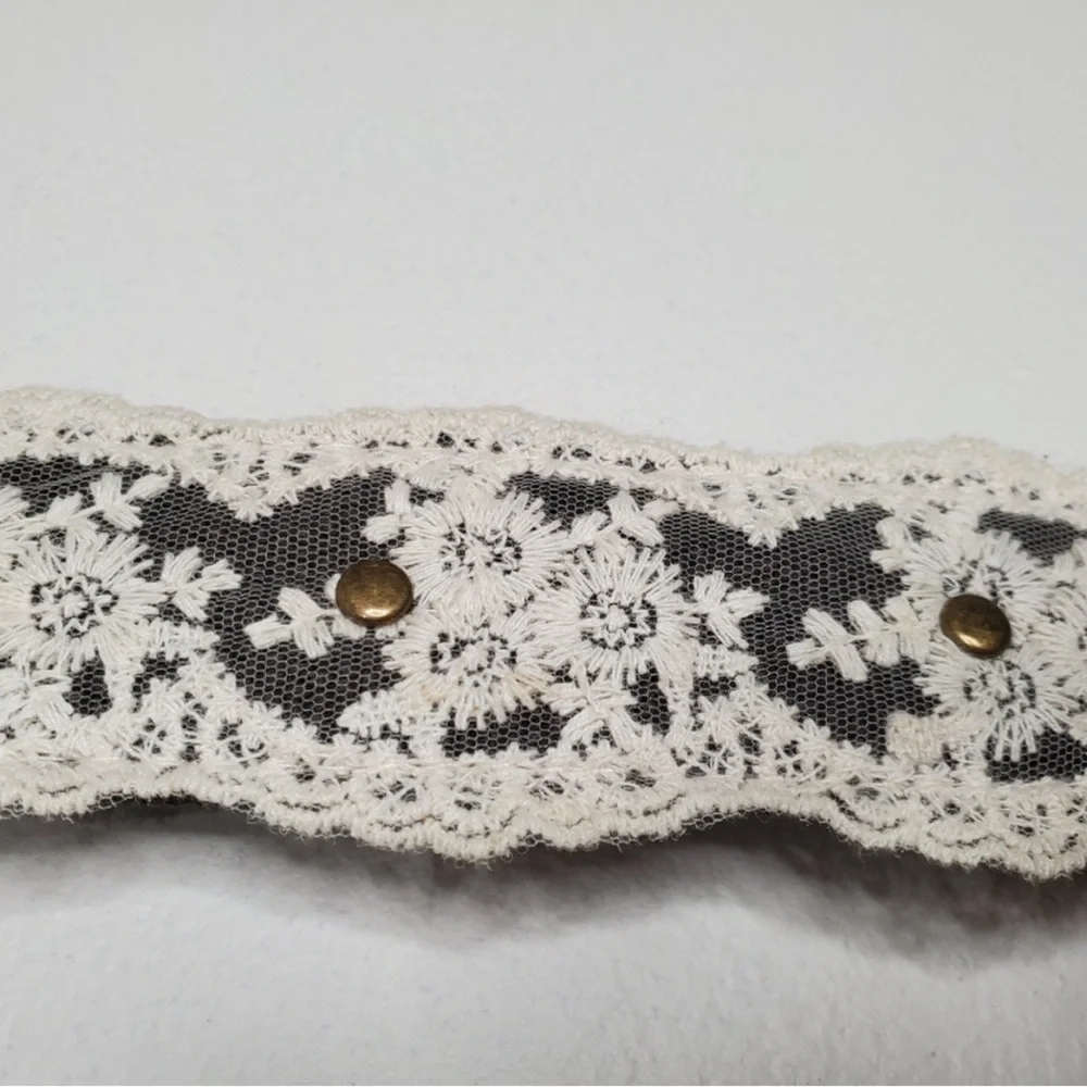 Lace Boho Belt Round Brass Buckle Flat Studs Olive Green Backing - Picture 3 of 8